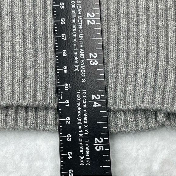 Chico’s Grey Cable Knit Cowl Neck Sweater Wool Cashmere Blend Size 0 Womens 4 - Picture 7 of 10